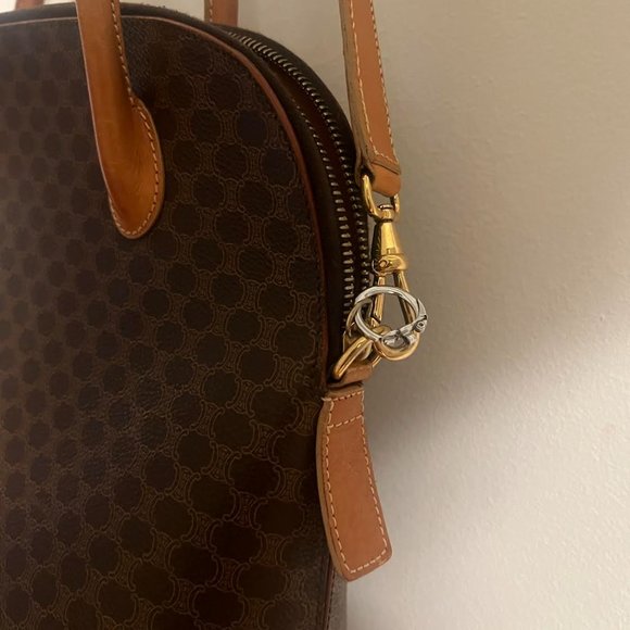 Authentic Vintage CELINE Handbag - Picture 6 of 8